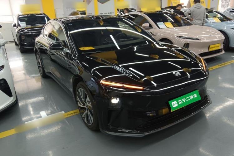 Used Nio ET5 2022 75 kWh Exterior 1