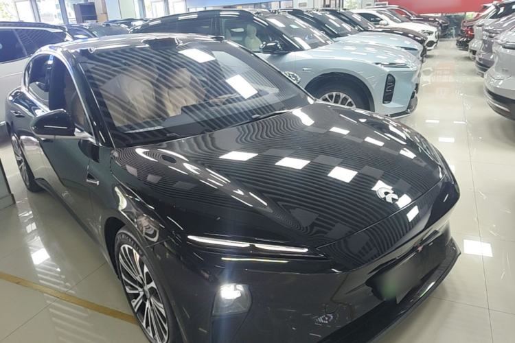 Used Nio ET5 2022 75 kWh Exterior 1
