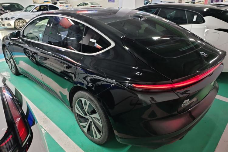 Used Nio ET5 2022 75 kWh Exterior 2