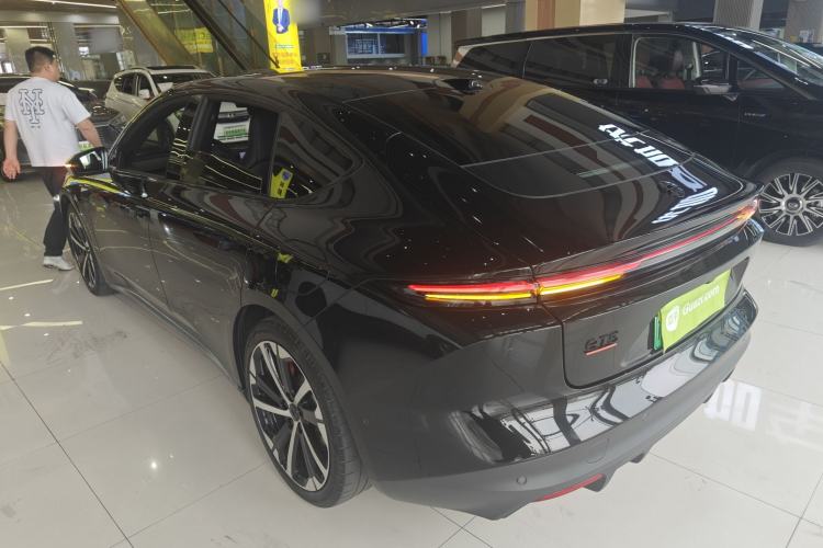 Used Nio ET5 2022 75 kWh Exterior 2