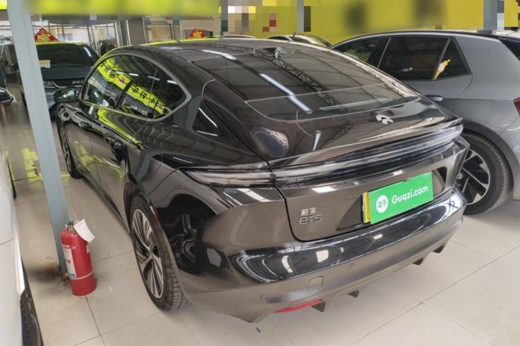 Used Nio ET5 2022 75 kWh Exterior 2