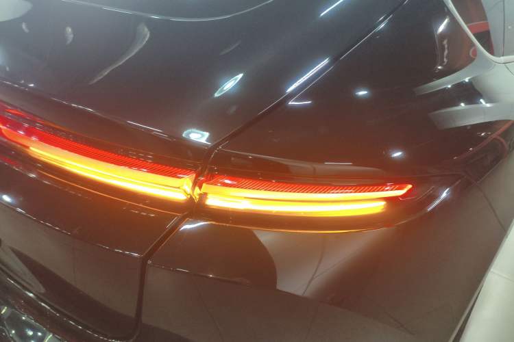 Used Nio ET5 2022 75 kWh Exterior 3