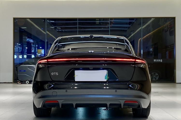 Used Nio ET5 2022 75 kWh Exterior 3