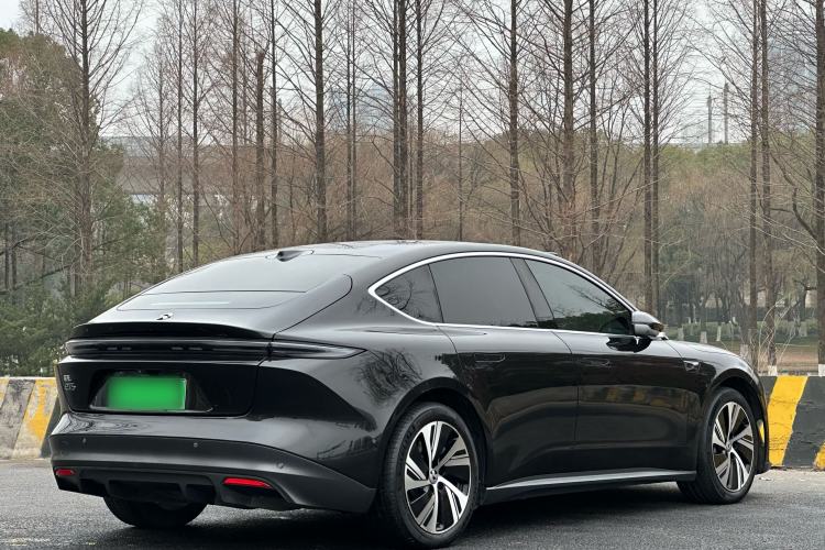 Used Nio ET5 2022 75 kWh Exterior 4