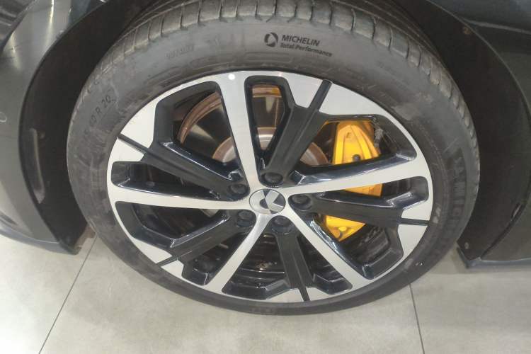 Used Nio ET5 2022 75 kWh Exterior 4