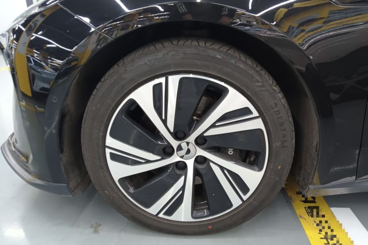 Used Nio ET5 2022 75 kWh Exterior 4