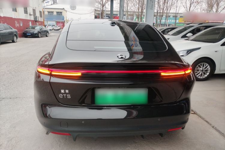 Used Nio ET5 2022 75 kWh Exterior 4