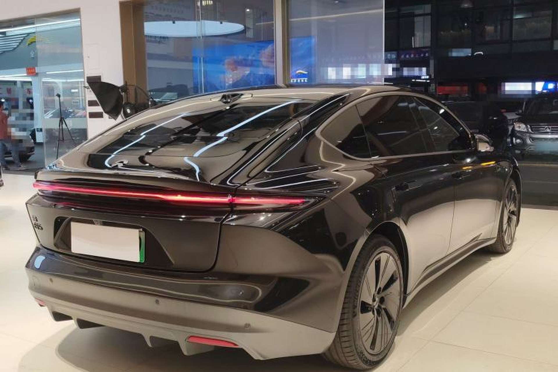 Used Nio ET5 2022 75 kWh Exterior 4