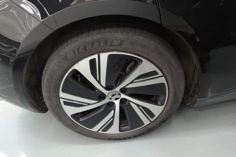 Used Nio ET5 2022 75 kWh Exterior 5