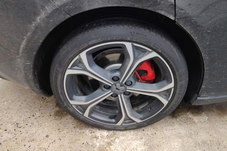 Used Nio ET5 2022 75 kWh Exterior 5