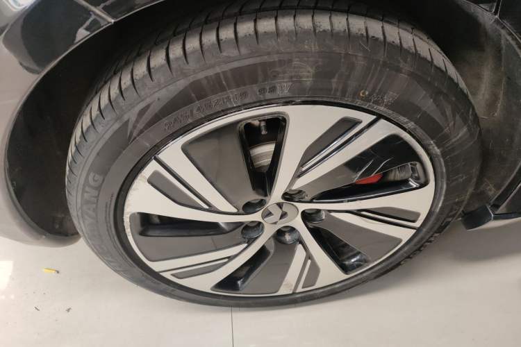 Used Nio ET5 2022 75 kWh Exterior 5