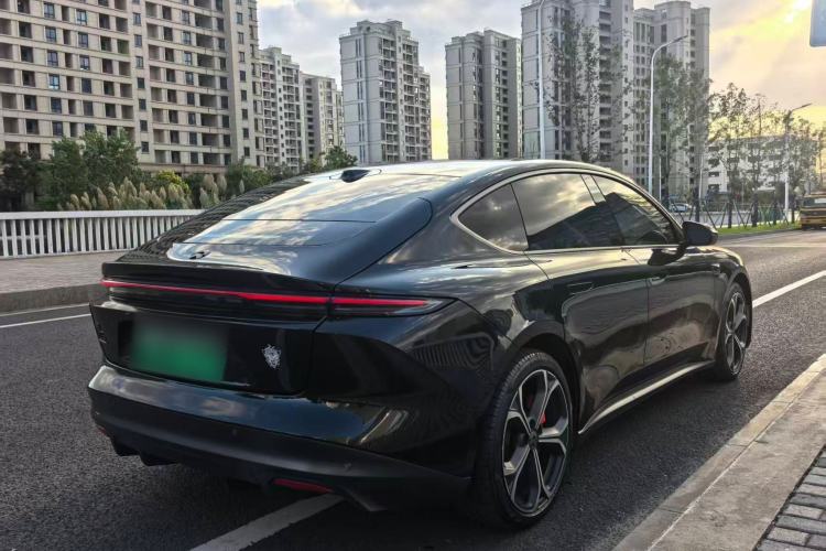 Used Nio ET5 2022 75 kWh Exterior 5