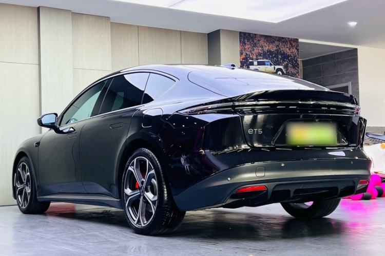 Used Nio ET5 2022 75 kWh Exterior 6