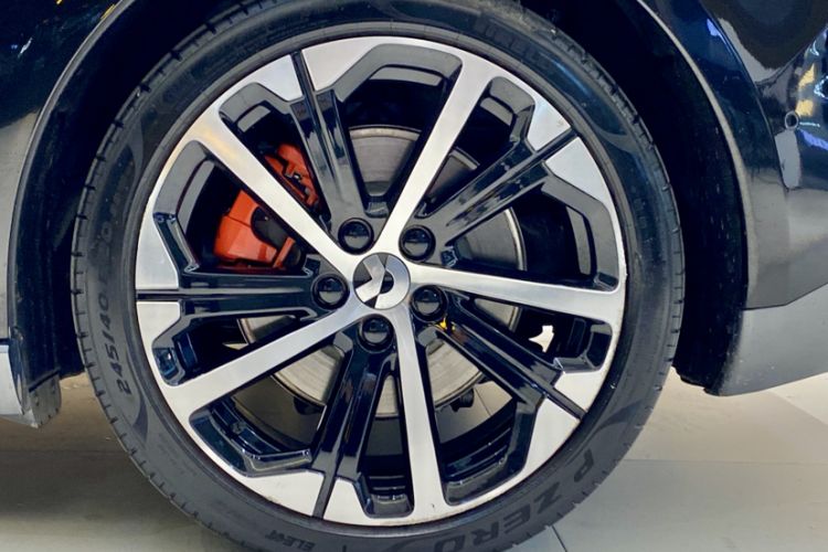 Used Nio ET5 2022 75 kWh Exterior 7