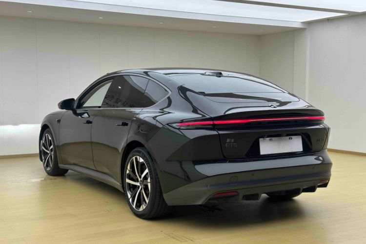 Used Nio ET5 2022 75 kWh Exterior 7