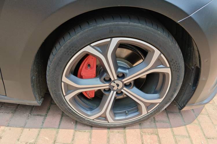 Used Nio ET5 2022 75 kWh Exterior 7
