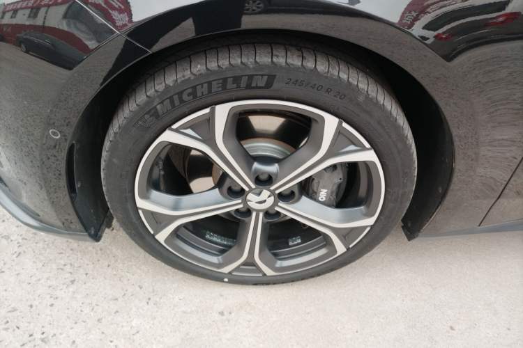 Used Nio ET5 2022 75 kWh Exterior 7