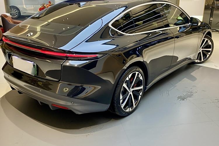 Used Nio ET5 2022 75 kWh Exterior 8