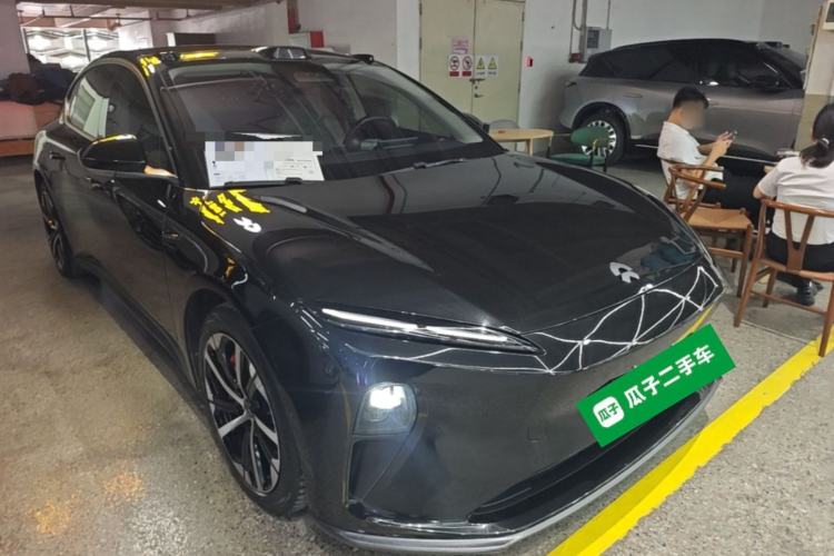Used Nio ET5 2022 75 kWh Front Right 45 Deg