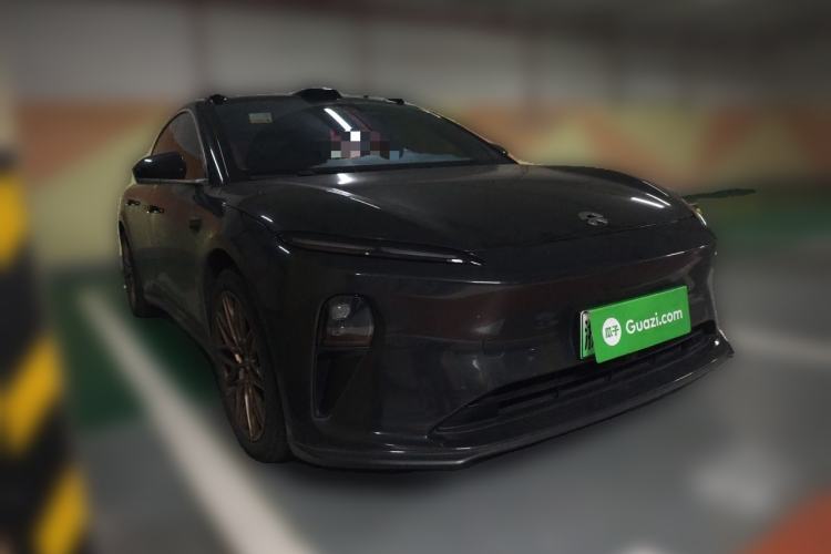 Used Nio ET5 2022 75 kWh Front Right 45 Deg
