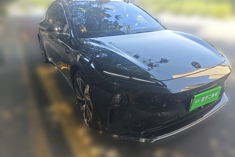 Used Nio ET5 2022 75 kWh Front Right 45 Deg