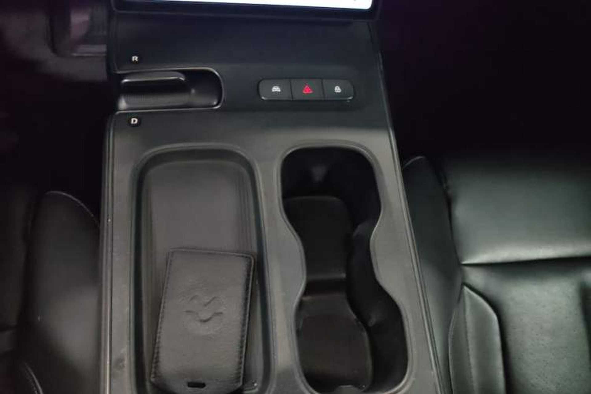 Used Nio ET5 2022 75 kWh Gear Lever