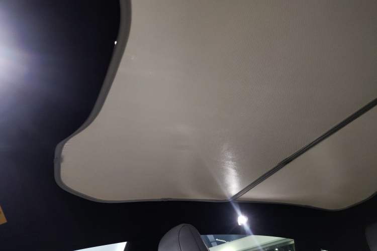 Used Nio ET5 2022 75 kWh Headliner