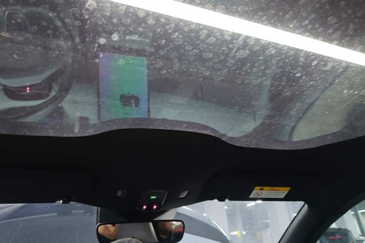 Used Nio ET5 2022 75 kWh Headliner