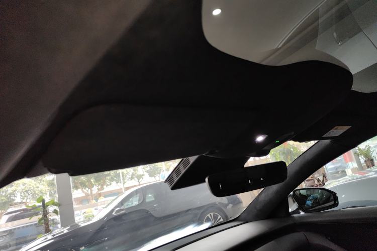 Used Nio ET5 2022 100 kWh Headliner