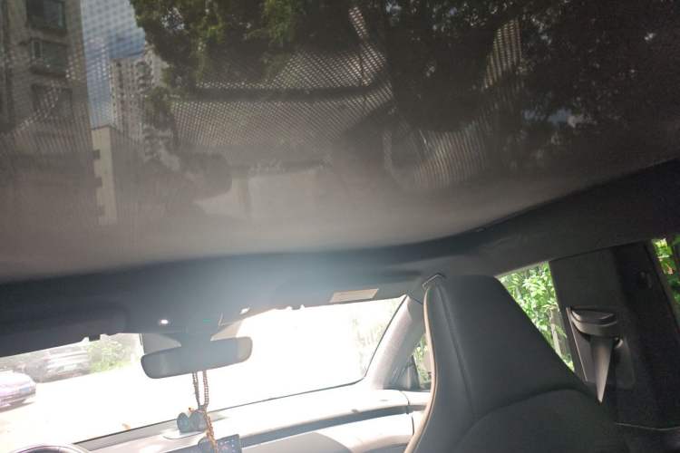 Used Nio ET5 2022 75 kWh Headliner