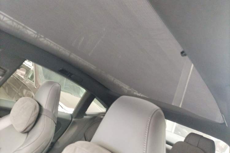 Used Nio ET5 2022 75 kWh Headliner