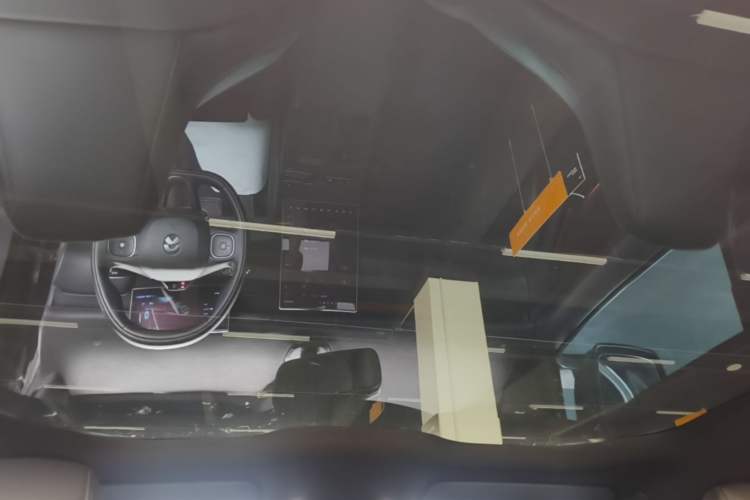 Used Nio ET5 2022 75 kWh Headliner
