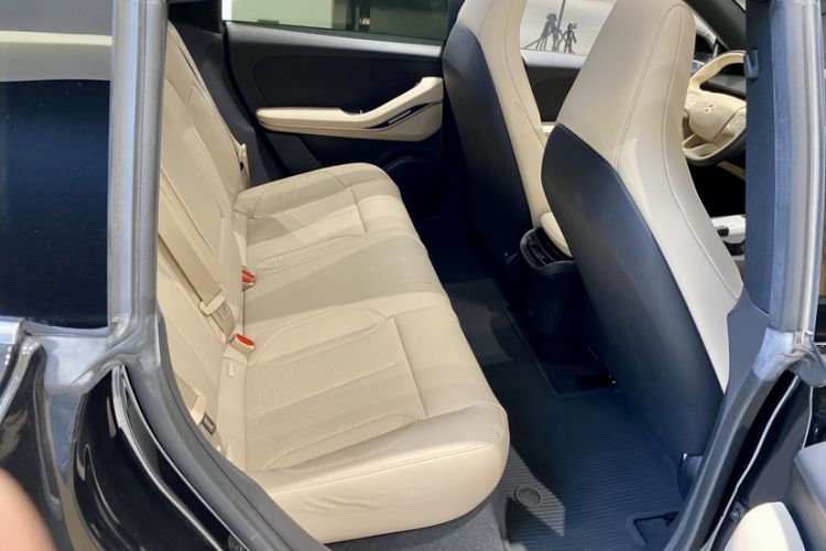 Used Nio ET5 2022 75 kWh Interior 1