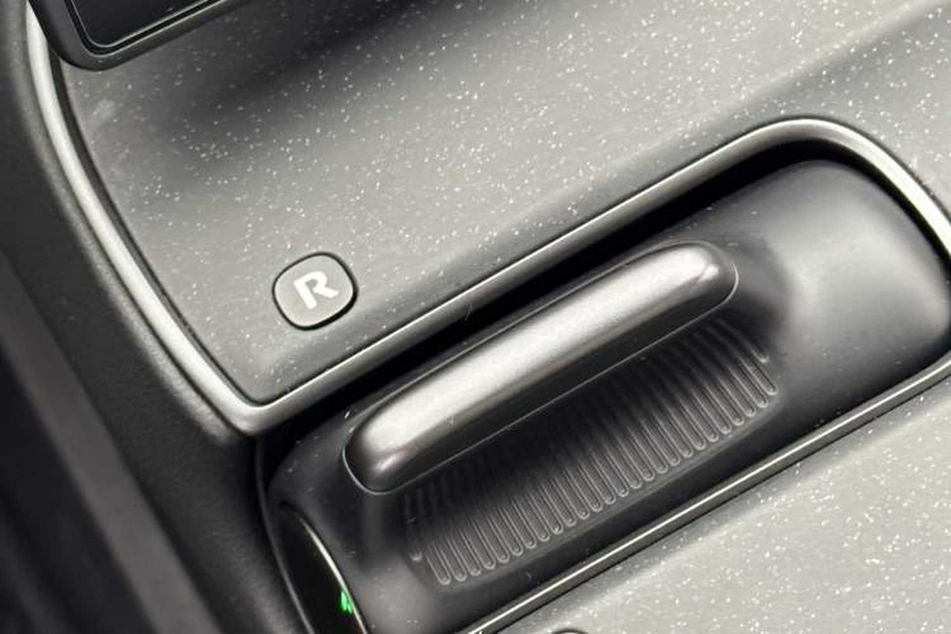Used Nio ET5 2022 75 kWh Interior 10