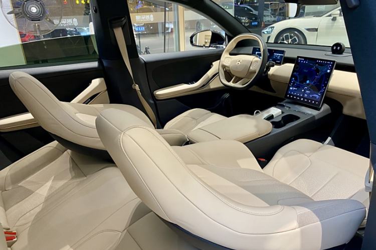 Used Nio ET5 2022 75 kWh Interior 2