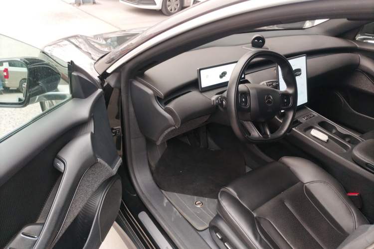 Used Nio ET5 2022 75 kWh Interior 3