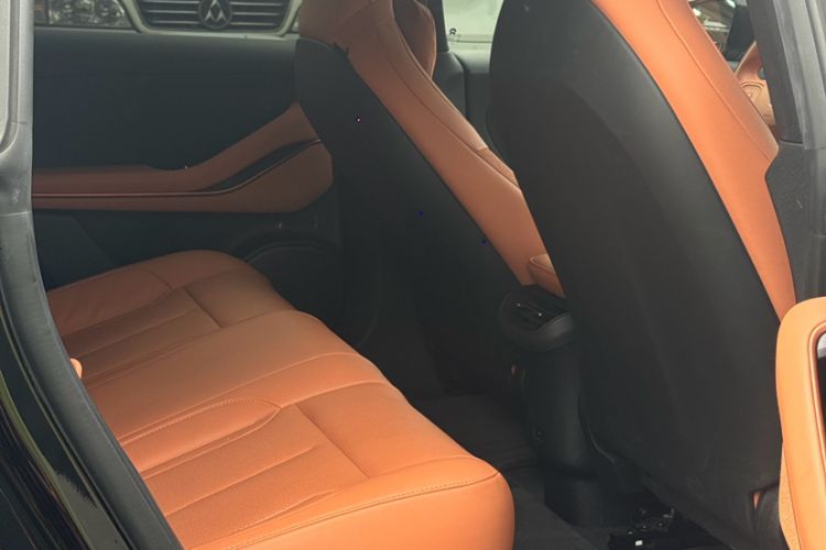Used Nio ET5 2022 75 kWh Interior 5