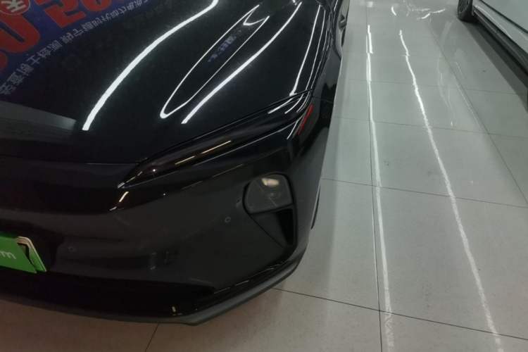 Used Nio ET5 2022 75 kWh Left Front Headlight