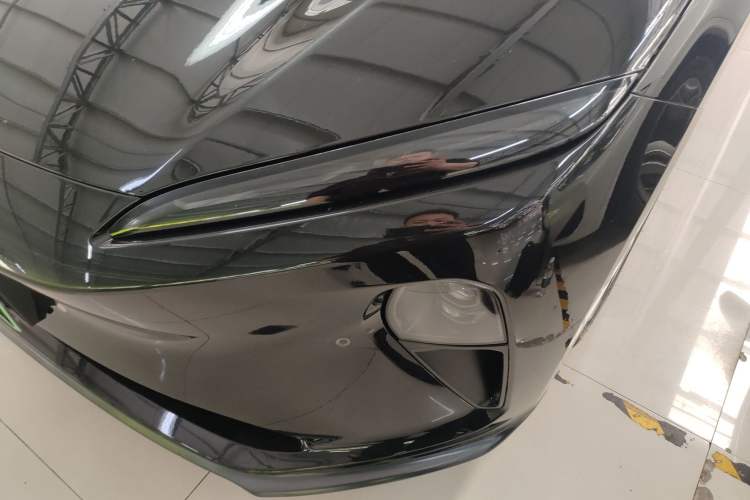 Used Nio ET5 2022 75 kWh Left Front Headlight