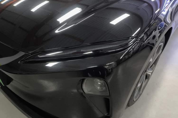 Used Nio ET5 2022 75 kWh Left Front Headlight