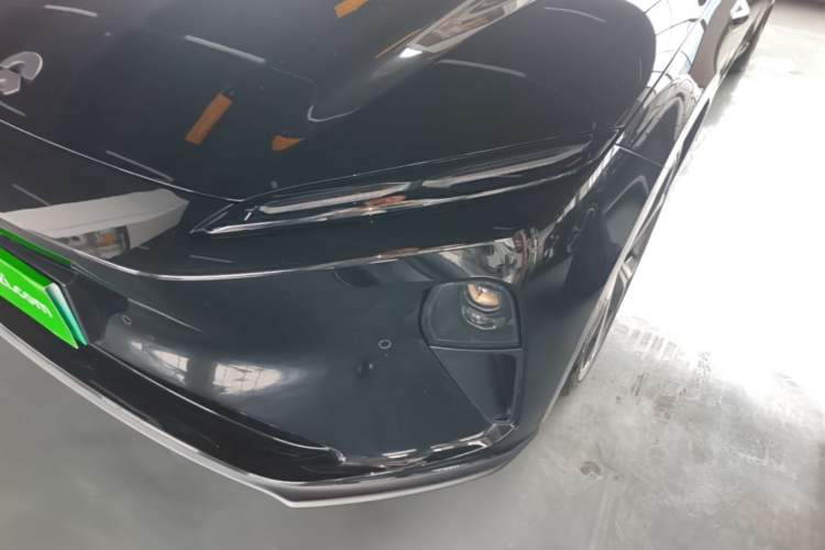 Used Nio ET5 2022 75 kWh Left Front Headlight