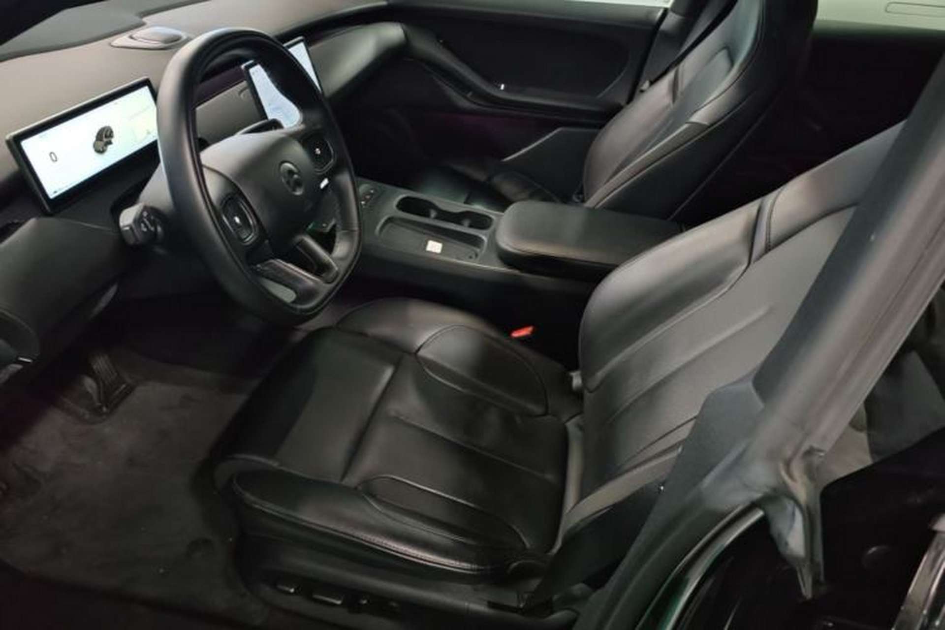 Used Nio ET5 2022 75 kWh Left Front Seat