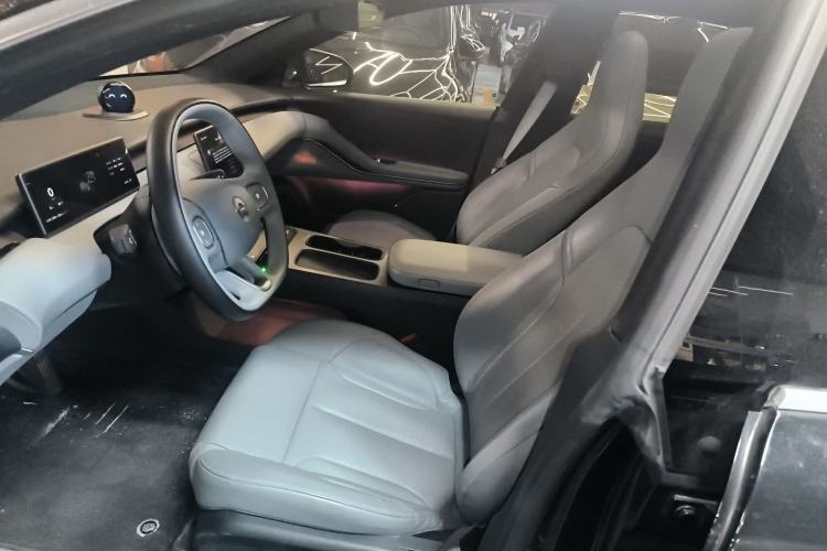 Used Nio ET5 2022 75 kWh Left Front Seat