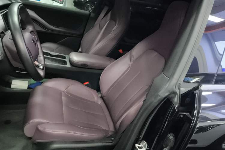 Used Nio ET5 2022 75 kWh Left Front Seat