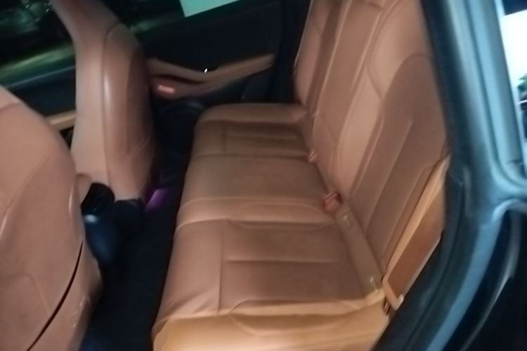 Used Nio ET5 2022 75 kWh Left Rear Seat