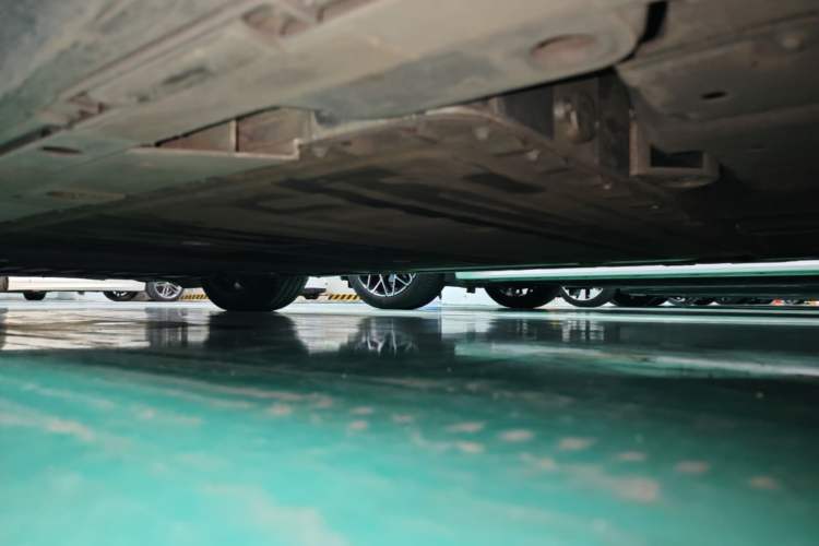 Used Nio ET5 2022 75 kWh Left Side Sill