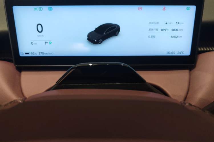 Used Nio ET5 2022 75 kWh Odometer Close Up