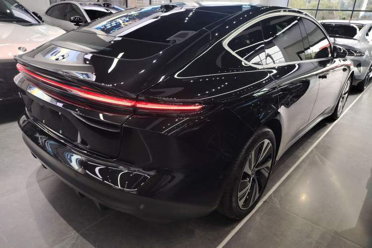 Used Nio ET5 2022 75 kWh Rear Right 45 Deg