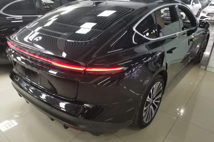 Used Nio ET5 2022 75 kWh Rear Right 45 Deg