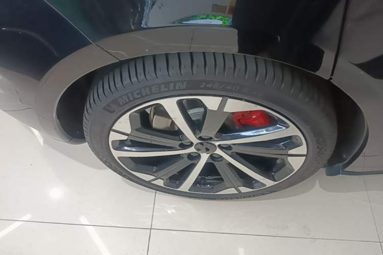 Used Nio ET5 2022 75 kWh Right Rear Wheel Hub